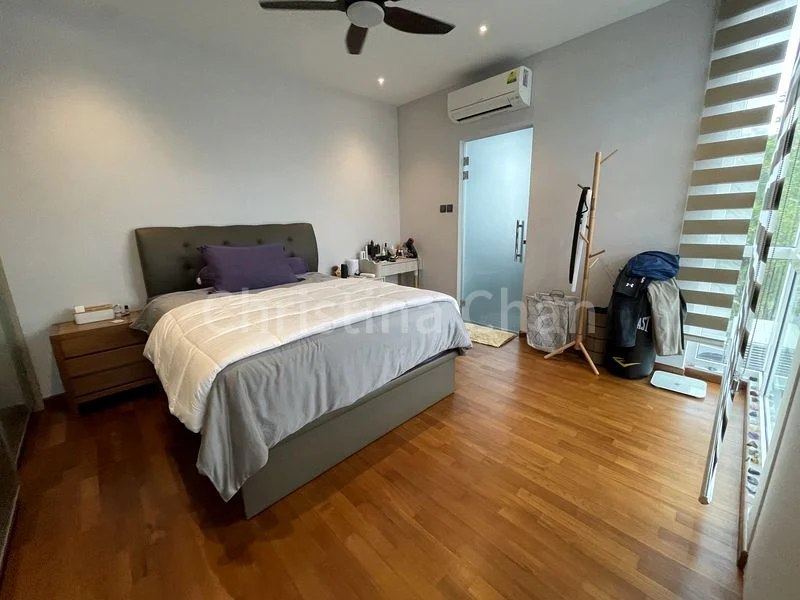 5+1 Bed Corner Terrace (Landed) for Sale in  Serangoon Garden Estate - Image 1