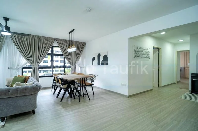 5 Room (5I) HDB for Sale in  605A Tampines Street 61 - Image 3