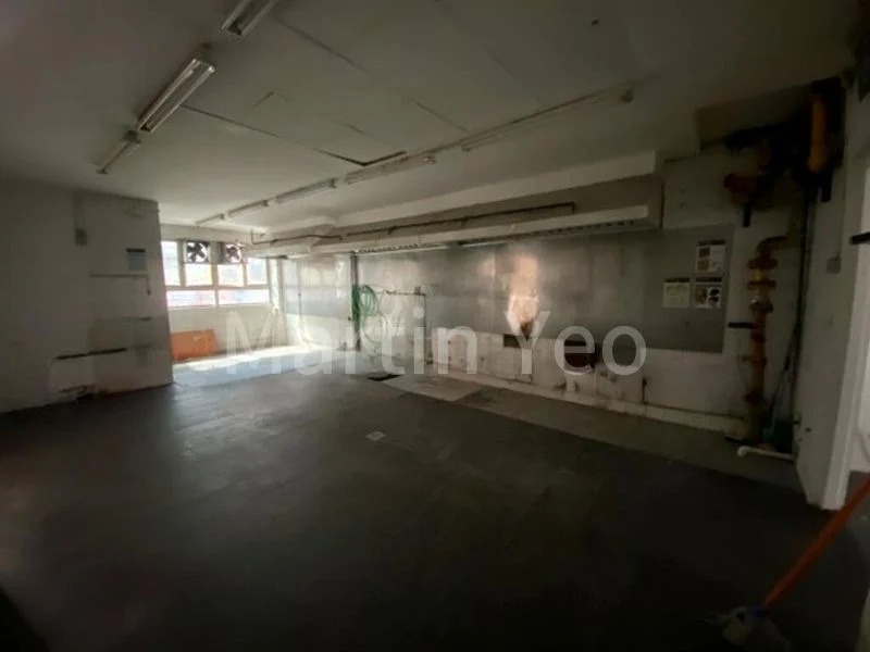 Shop / Shophouse for Rent: Yishun 24-Hour Restaurant | Facing Main Road | Available Soon - Image 1