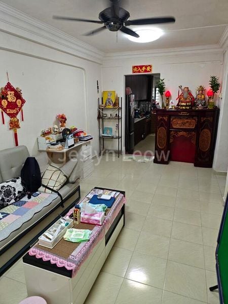 3 Room (3NG) HDB for Sale in  466 Ang Mo Kio Avenue 10 - Image 2