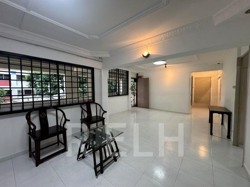 4 Room (4A) HDB for Sale in  220 Bishan Street 23 - Image 2