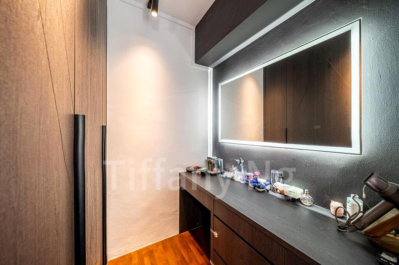 4 Room (4A) HDB for Sale in  11 Pine Close - Image 6