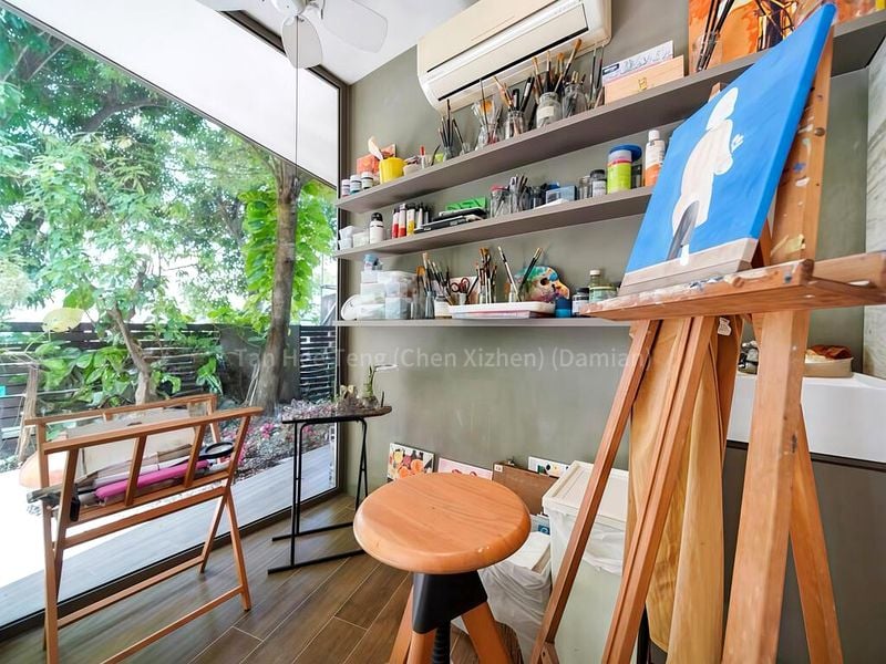 4 Bed Corner Terrace (Landed) for Sale in  Mount Sinai Road - Image 11