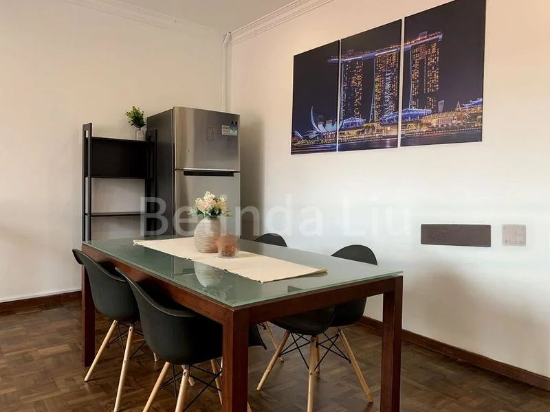 Room (Landed) for Rent in  Everitt Green - Image 2