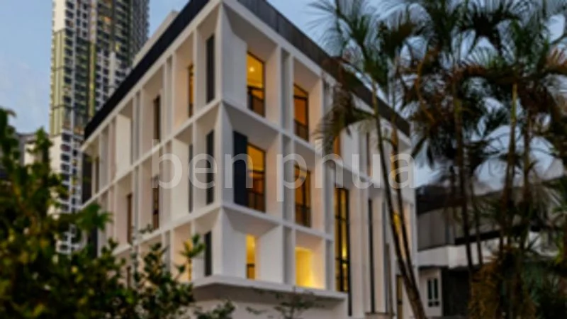 5 Bed Bungalow (Landed) for Sale in  Strathmore Avenue - Image 1