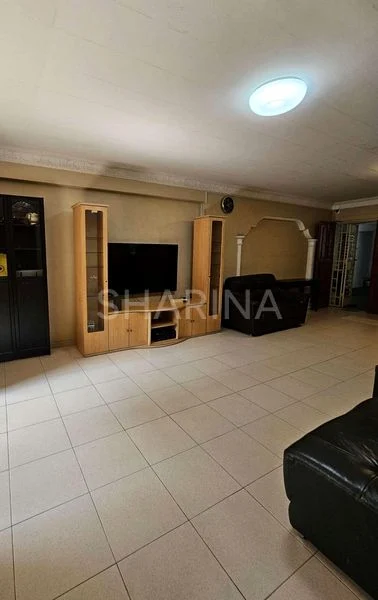 5 Room (5A) HDB for Rent in  513 Woodlands Drive 14 - Image 1