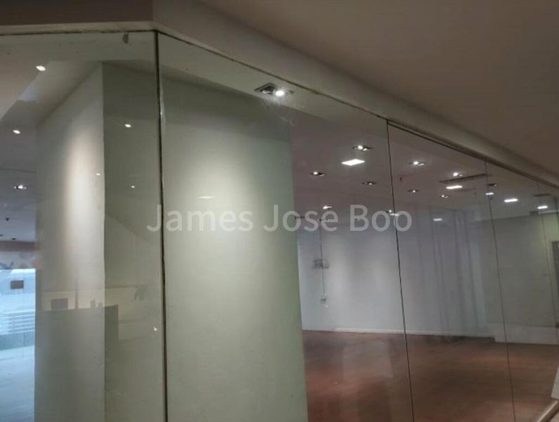 Shop / Shophouse for Rent: Inexpensive shop near Bugis, Suntec city, level 1, available soon - Image 1