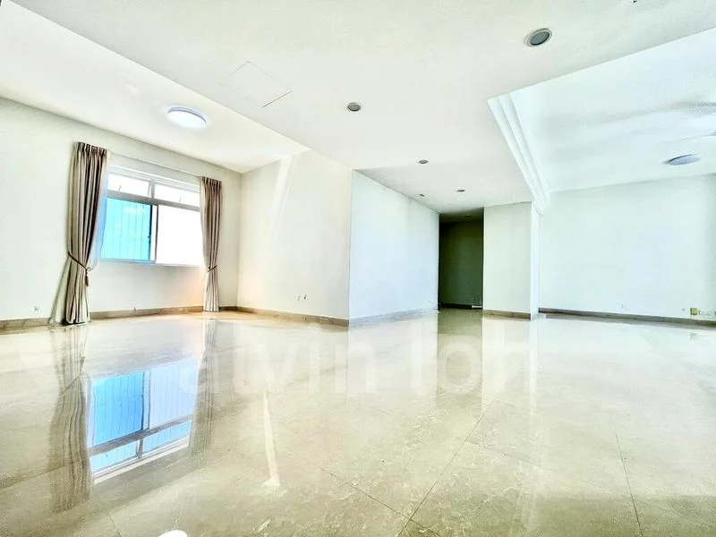 3 Bed Condo for Rent in  The Waterside - Image 13