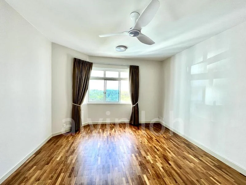 3 Bed Condo for Rent in  The Waterside - Image 5