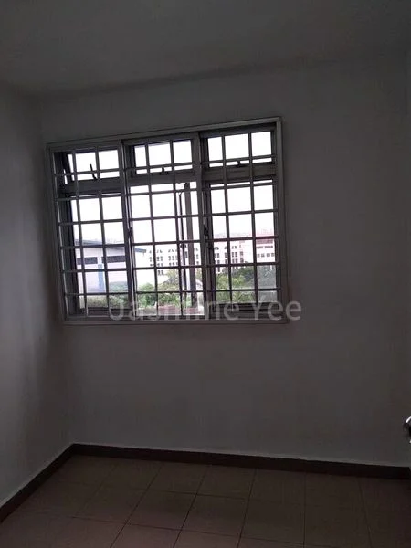 3 Room (3I) HDB for Rent in  30 Marine Crescent - Image 1