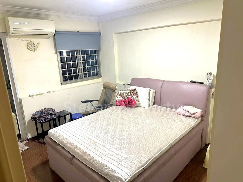Master Room (HDB) for Rent in  183 Bukit Batok West Avenue 8 - Image 1
