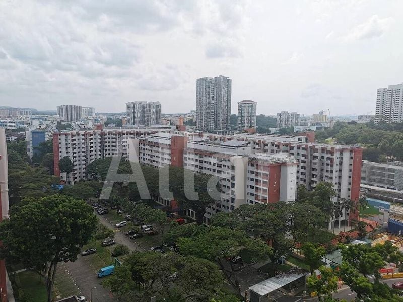 5 Room (5I) HDB for Sale in  431 Ang Mo Kio Avenue 10 - Image 5