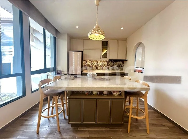 7 Bed Corner Terrace (Landed) for Sale in Teacher's Housing Estate - Image 18