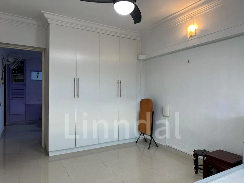 Common Room (HDB) for Rent in  245 Tampines Street 21 - Image 11