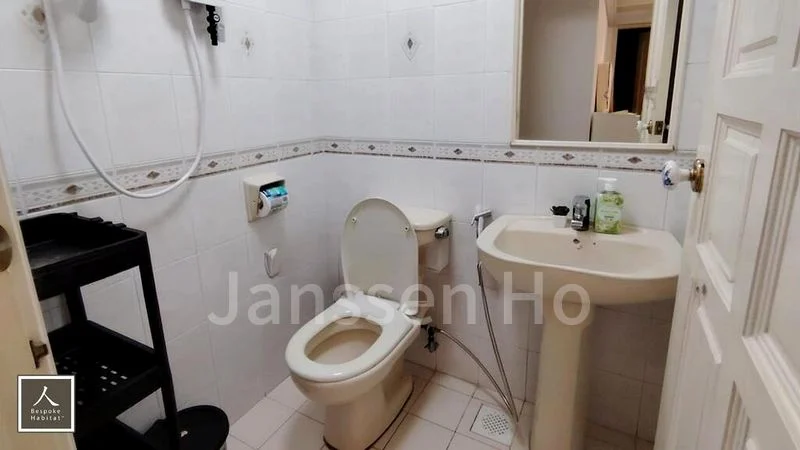 Master Room (Condo) for Rent in  The Tanamera - Image 10