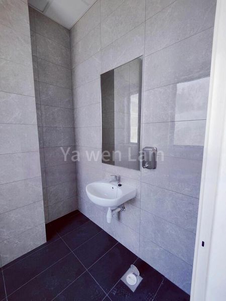 REVV: Factory / Workshop (B2) for Rent: 1,200 Sq Ft Industrial Unit, on Millers Road, Cambridge - Image 3