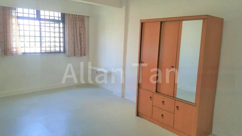 3 Room (3I) HDB for Sale in  19 Chai Chee Road - Image 1