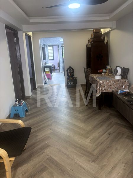 Common Room (HDB) for Rent in 129 Bukit Merah View - Image 8