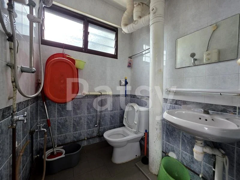 4 Room (4NG) HDB for Rent in  315 Serangoon Avenue 2 - Image 3