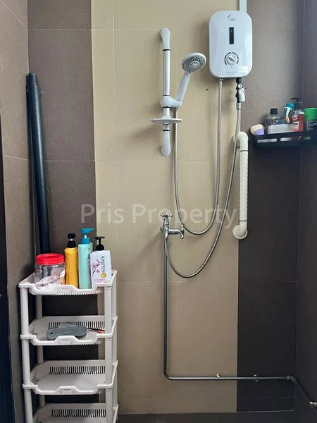 Common Room (HDB) for Rent in  349 Bukit Batok Street 34 - Image 5