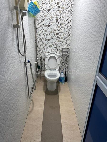 Shop / Shophouse for Rent: Ground floor unit for kindergarten operator, pet grooming, etc. - Image 3