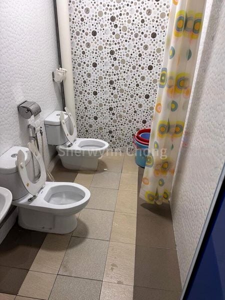 Shop / Shophouse for Rent: Ground floor unit for kindergarten operator, pet grooming, etc. - Image 2