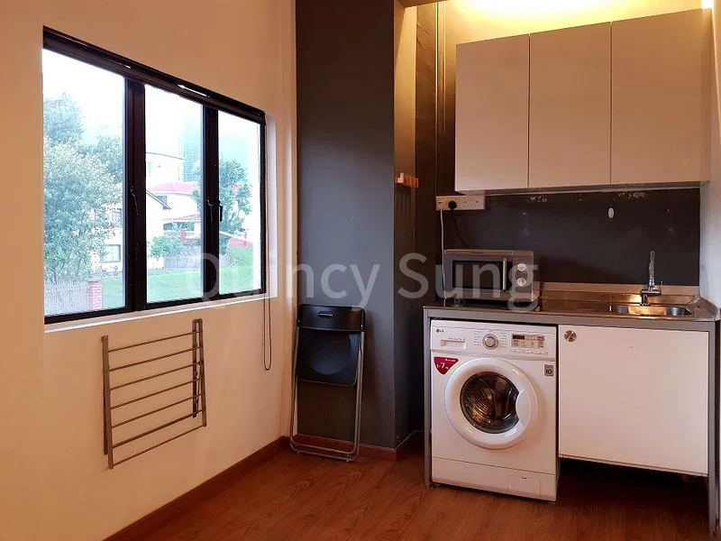 Studio Apartment (Condo) for Rent in Eng Aun Mansion - Image 1