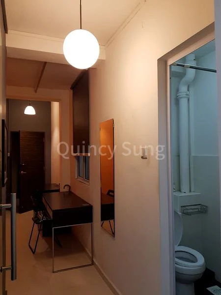 Studio Apartment (Condo) for Rent in Eng Aun Mansion - Image 11