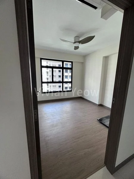 5 Room HDB for Rent in  129C Plantation Crescent - Image 7