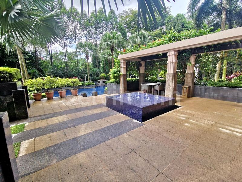 4 Bed Condo for Rent in  Parkview Eclat - Image 4