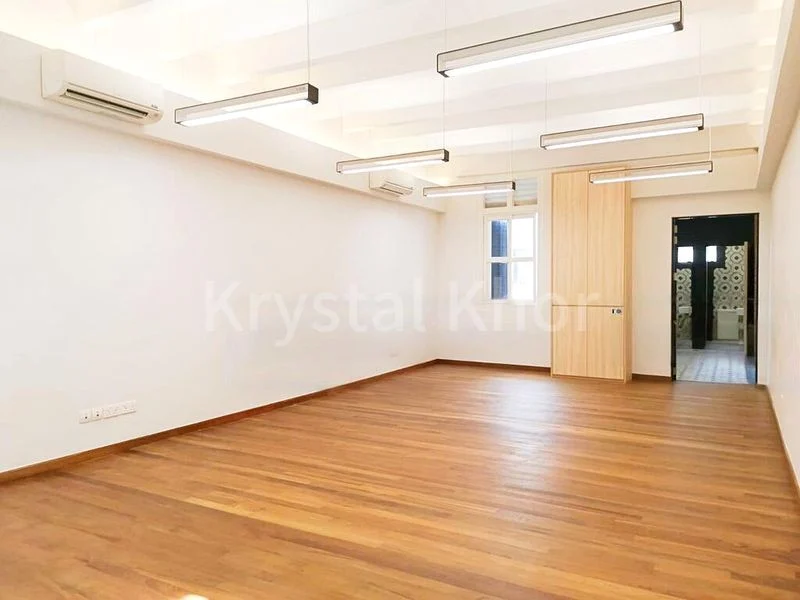Office for Rent: A State-of-the-Art, Impeccably Renovated Shophouse ❤️️ Near MRT - Image 3