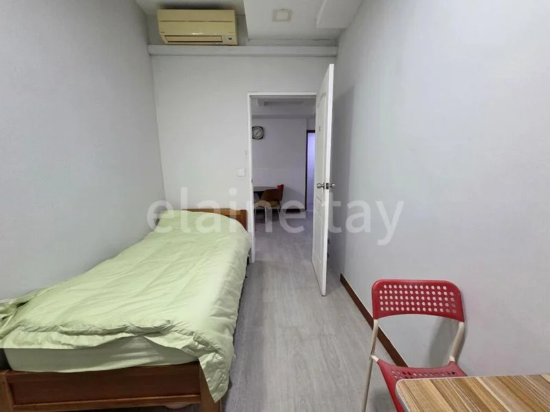 Common Room (Condo) for Rent in  Moda - Image 1