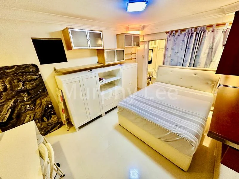 Room (HDB) for Rent in 405 Hougang Avenue 10 - Image 1