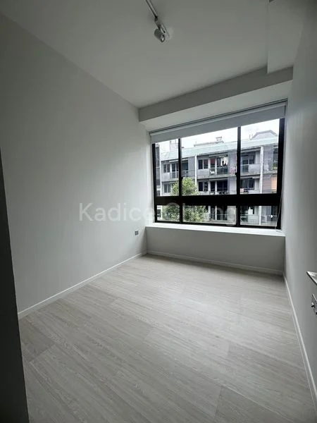 2 Bed Apartment (Condo) for Sale in Noma - Image 2