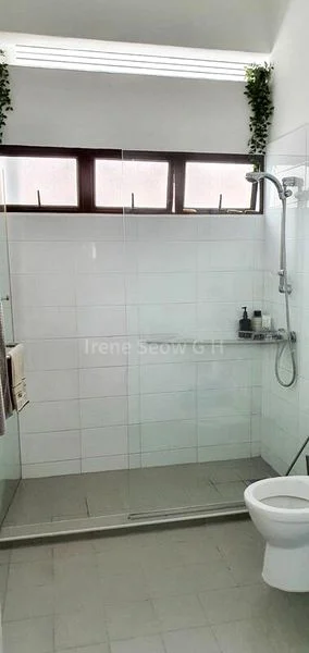 4 Bed Terraced House (Landed) for Rent in  Evergreen Garden - Image 7