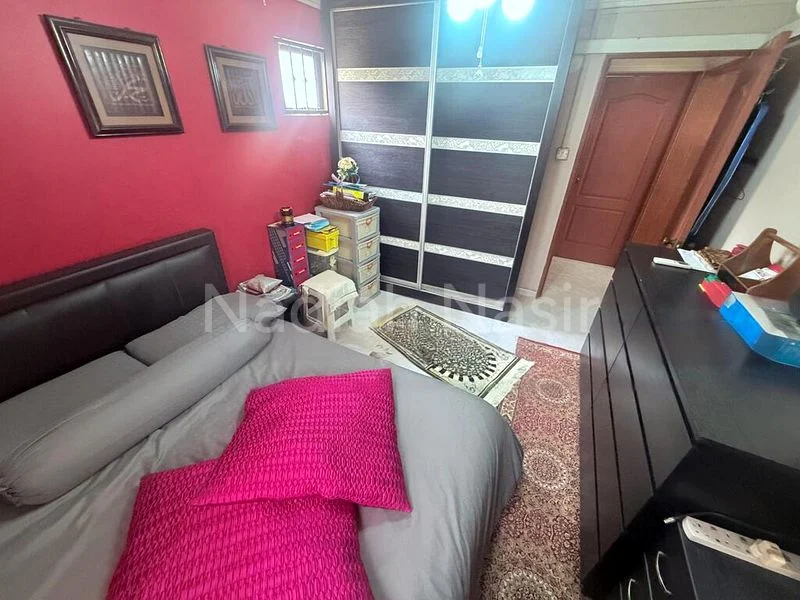 Jumbo HDB for Sale in  402 Woodlands Street 41 - Image 6