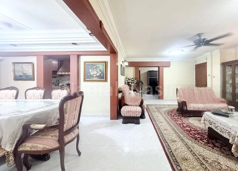 Jumbo HDB for Sale in  402 Woodlands Street 41 - Image 3