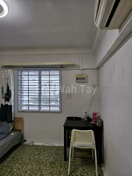 Common Room (HDB) for Rent in  379 Clementi Avenue 5 - Image 9