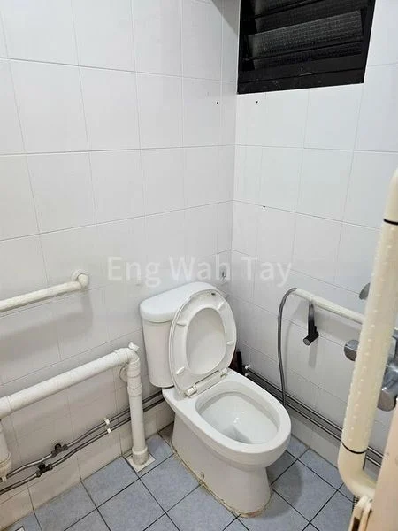 Common Room (HDB) for Rent in  379 Clementi Avenue 5 - Image 11