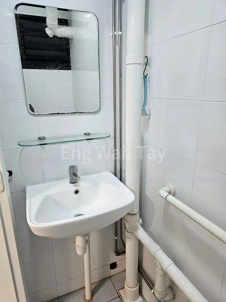 Common Room (HDB) for Rent in  379 Clementi Avenue 5 - Image 6