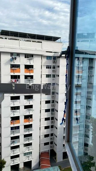 Common Room (HDB) for Rent in  379 Clementi Avenue 5 - Image 14