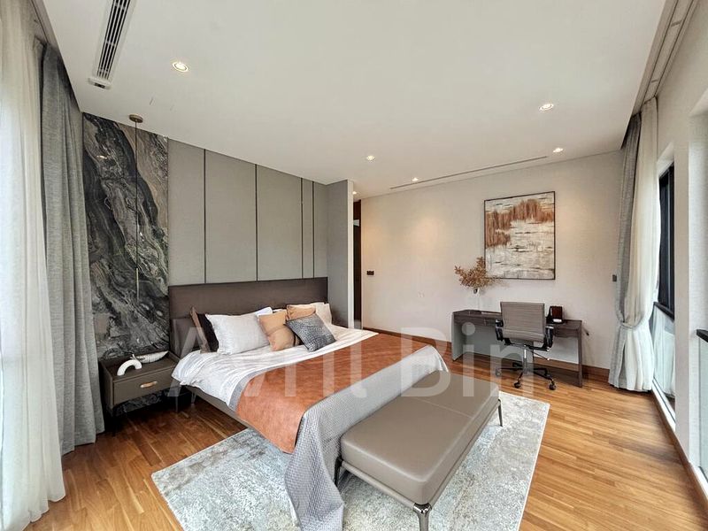 5 Bed Corner Terrace (Landed) for Sale in  Whitley Road - Image 5