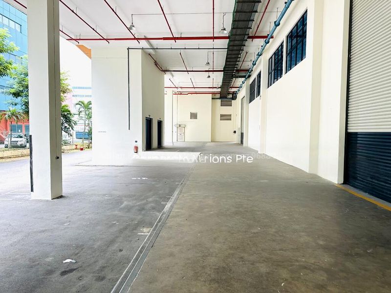 Light Industrial (B1) for Rent: ANG MO KIO HIGH CEILING STORAGE SPACE, with Aircon Ancillary Office & direct loading - Image 12