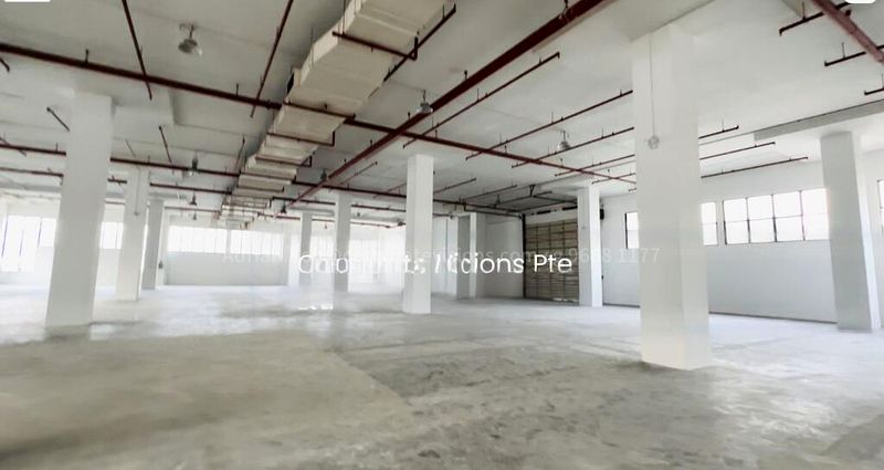 Light Industrial (B1) for Rent: ANG MO KIO HIGH CEILING STORAGE SPACE, with Aircon Ancillary Office & direct loading - Image 4