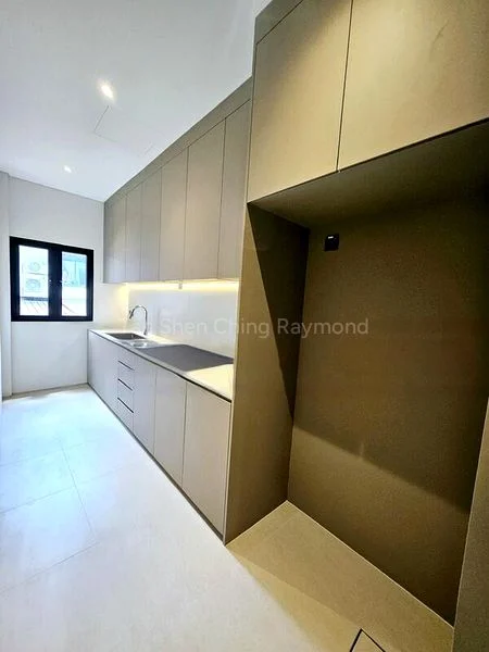 6 Bed Terraced House (Landed) for Sale in  The Promont - Image 6