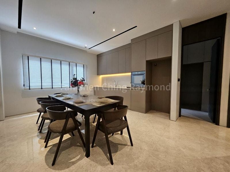 6 Bed Terraced House (Landed) for Sale in  The Promont - Image 1