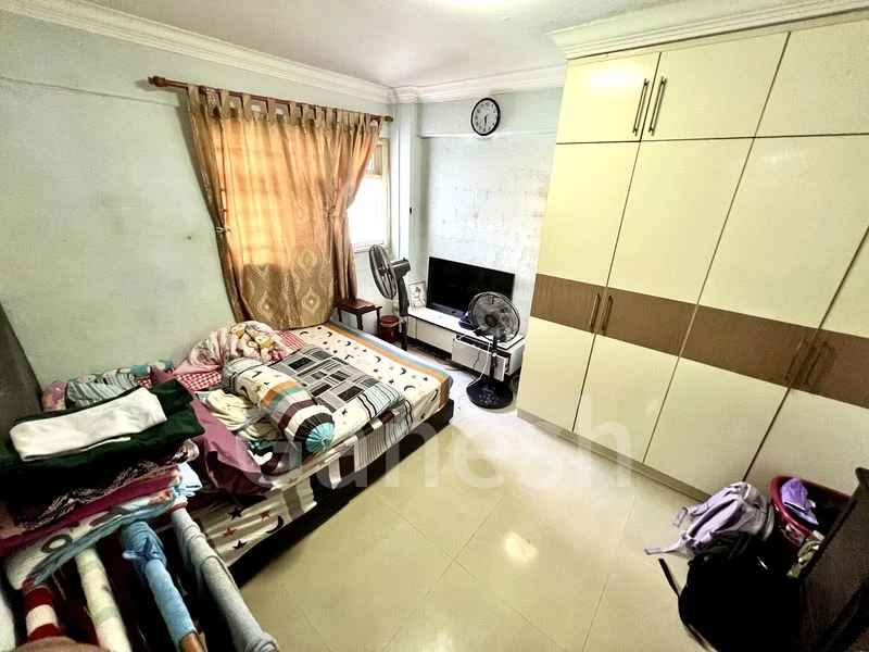 3 Room (3I) HDB for Sale in  2 Holland Avenue - Image 4