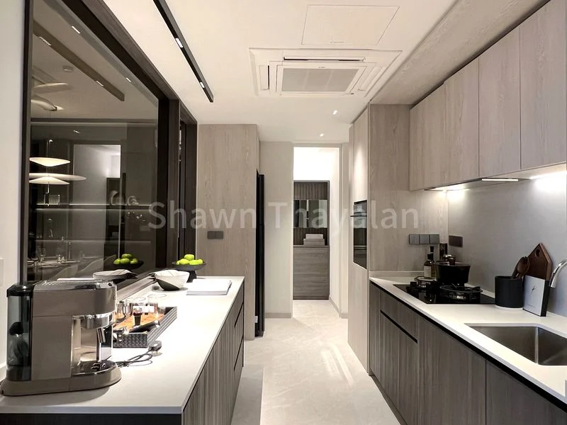 3 Bed Condo for Sale in  The Continuum - Image 4