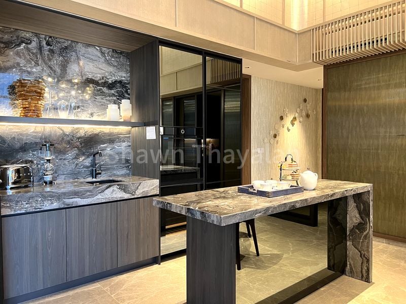 3 Bed Condo for Sale in  The Continuum - Image 8