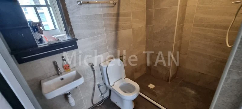 Master Room (Condo) for Rent in 85 SOHO @ Boon Lay - Image 8